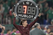 [월드컵]월드컵 92년 역사상 최초 여성 심판 탄생