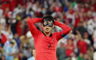 [월드컵]손흥민, '마스크 투혼'에도 강한 존재감..