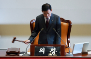 김진표 국회의장, 이동관 탄핵안 철회 결재..국민의힘, 법적 대응