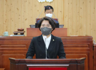 '전국 최연소' 전남 강진군의회 의장 '불신임' 결의안 철회