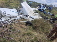 케냐서 여객기-경비행기 이륙 직후 충돌..2명 사망