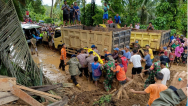 인도네시아 수마트라섬 홍수로 10명 사망..4만여 명 대피
