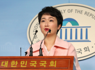 민주당 '복당' 이언주, 경기 용인정 후보 '확정'