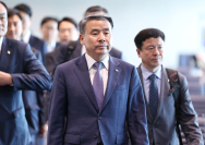 '해병대 수사 외압 의혹' 이종섭 전 장관..호주 출국