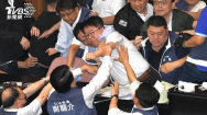 대만 여야 의원들 국회서 '집단 난투극'