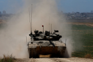 이스라엘, 가자지구 공습..수용소서 15명 사망 30명 부상