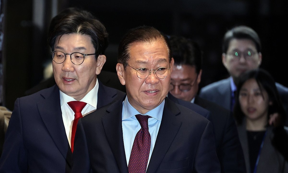 김문수 공개 압박 나선 국힘 지도부.."단일화의 길 가야 한다"