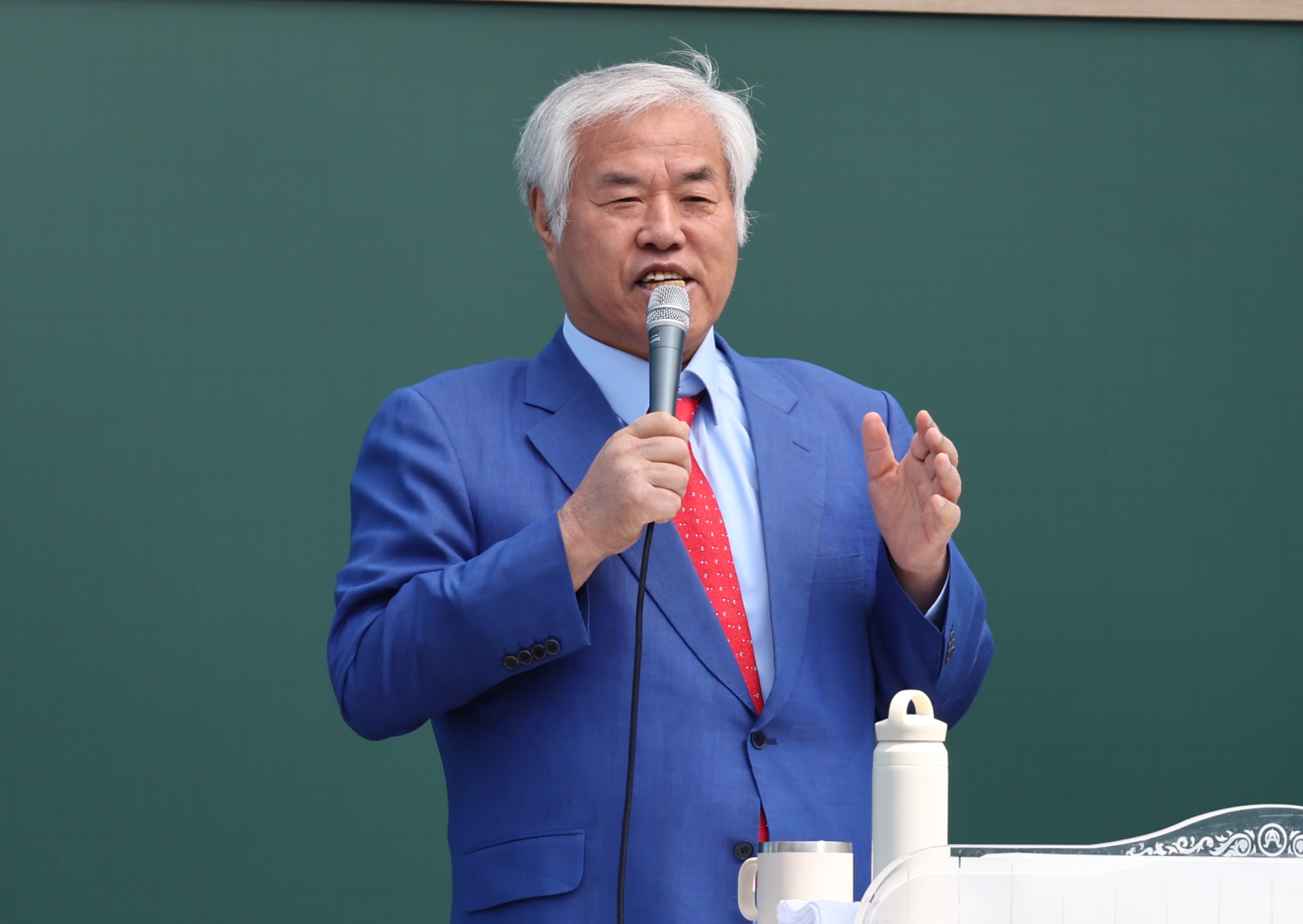 경찰, 전광훈·사랑제일교회 압수수색...'서부지법 난동' 연관 의혹