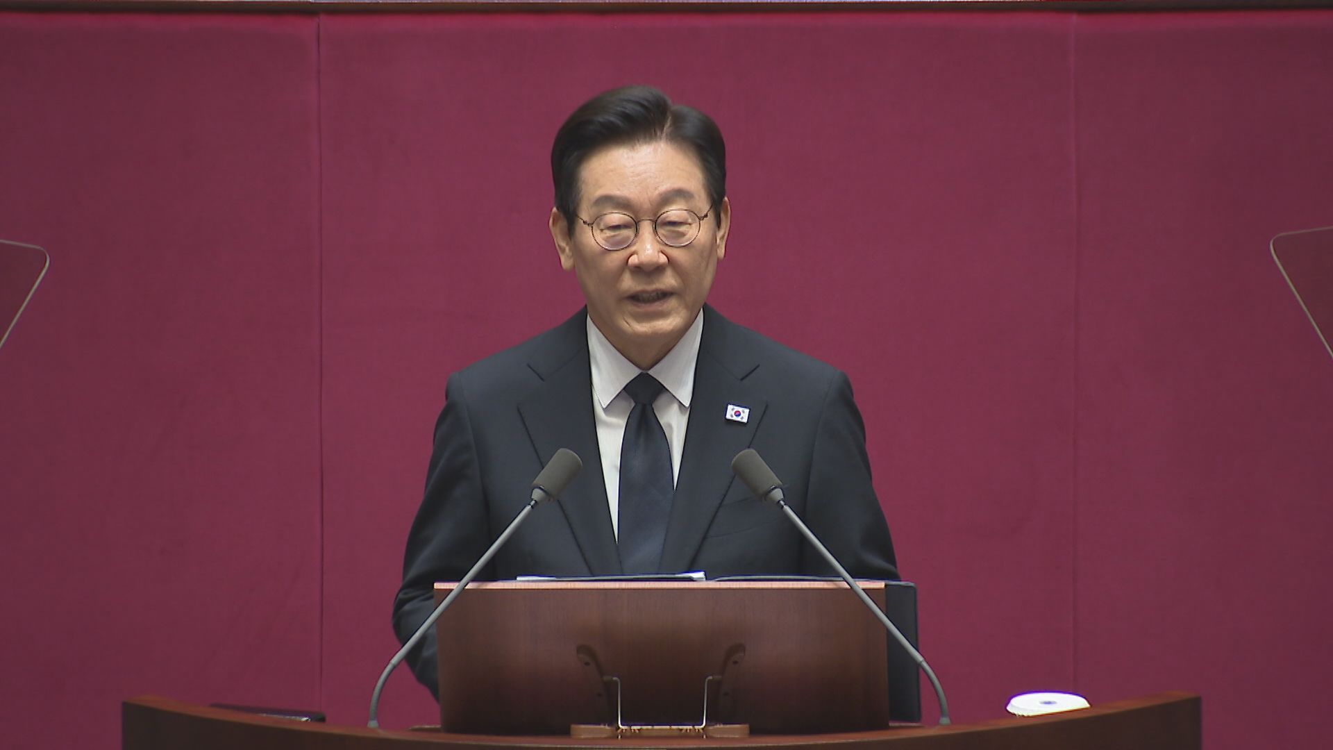 이재명 대통령 "비수도권에 더 많이 지원...지방이 성장의 중심 돼야"