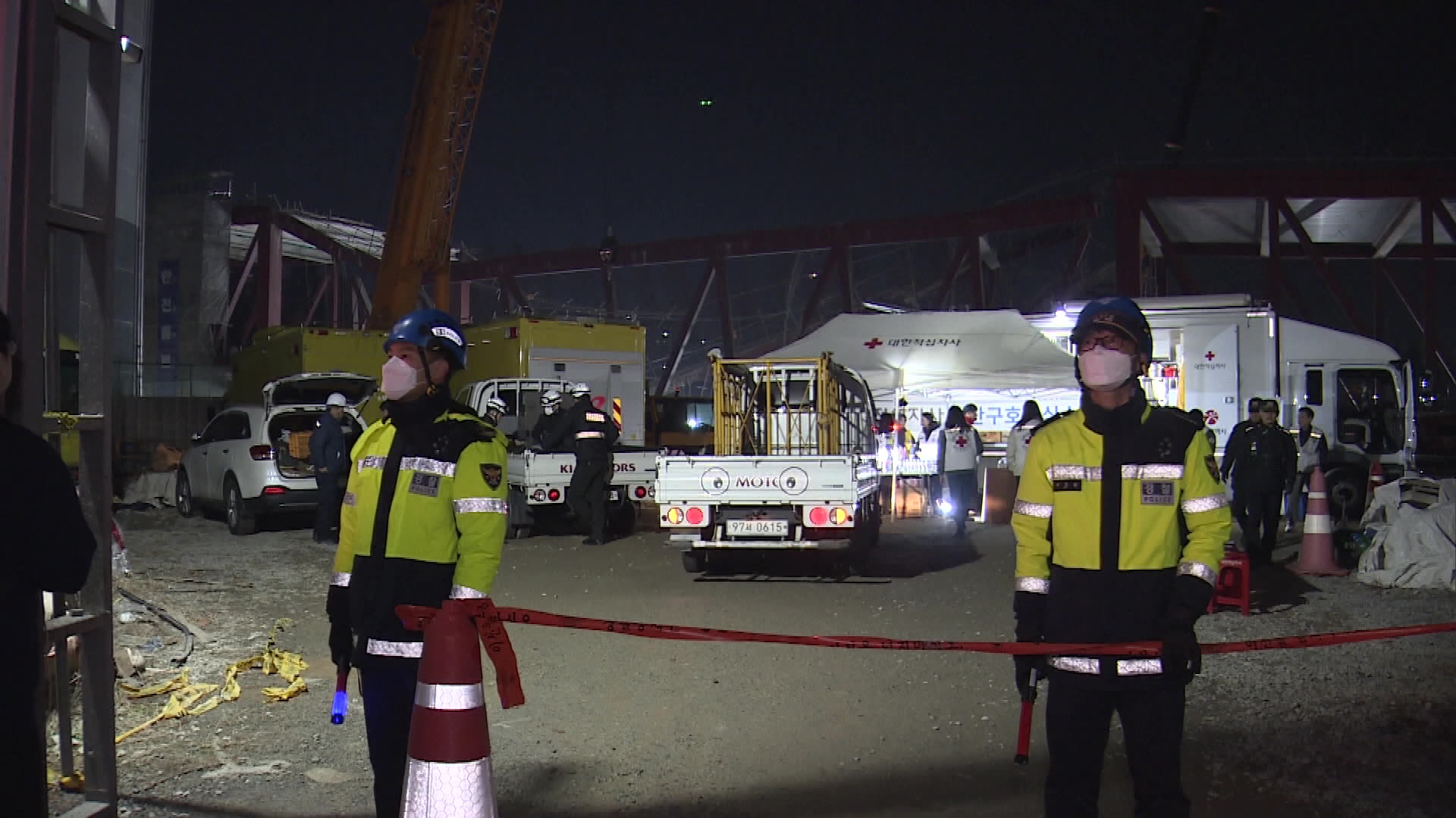 광주 도서관 붕괴현장 사망자 추가 수습...2명 사망·2명 실종