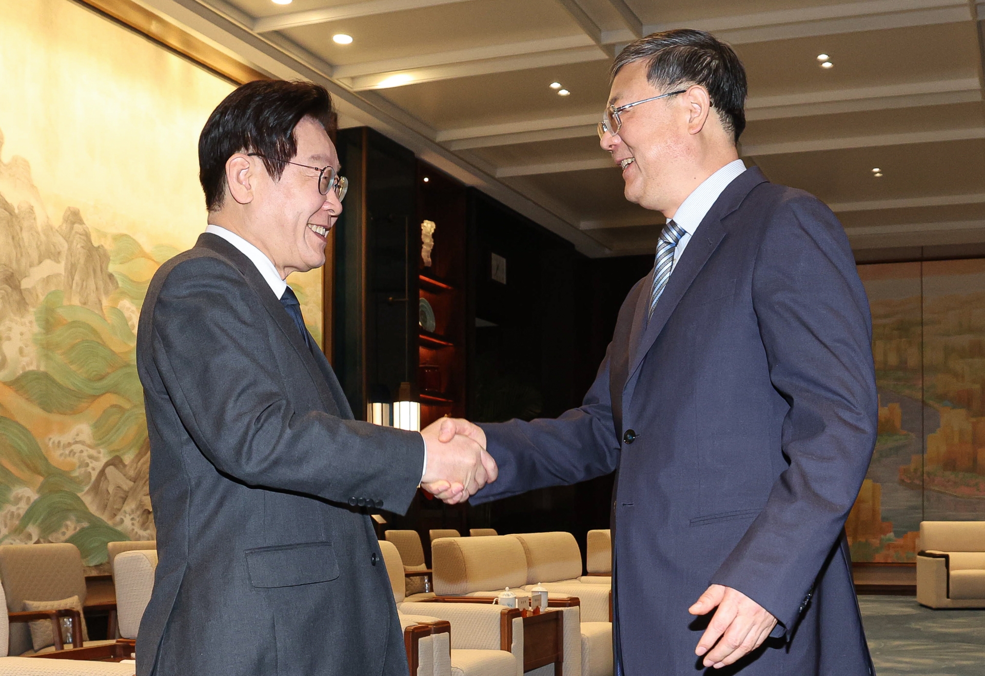 이재명 대통령 방중 마지막 날...상하이서 공식 일정 마무리