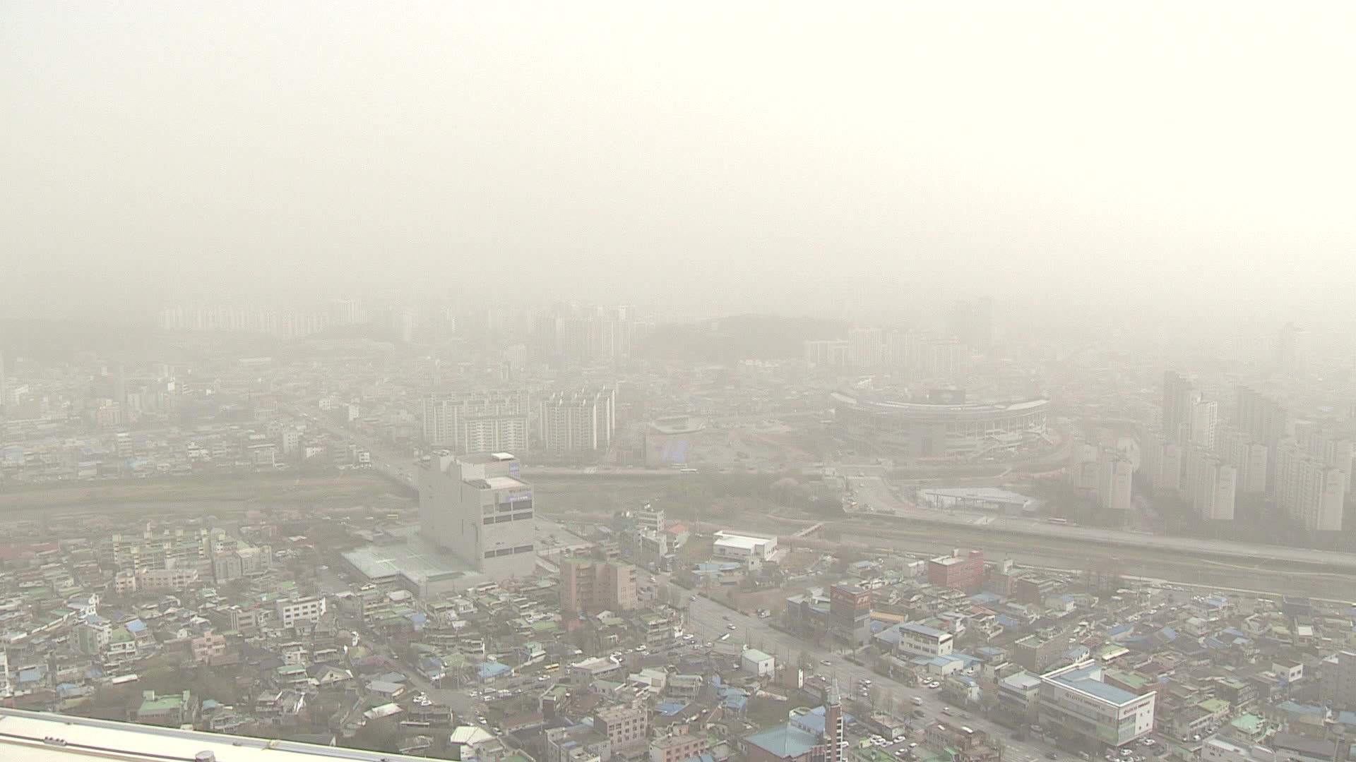 출근길 영하권 추위...황사 유입 미세먼지 '주의'