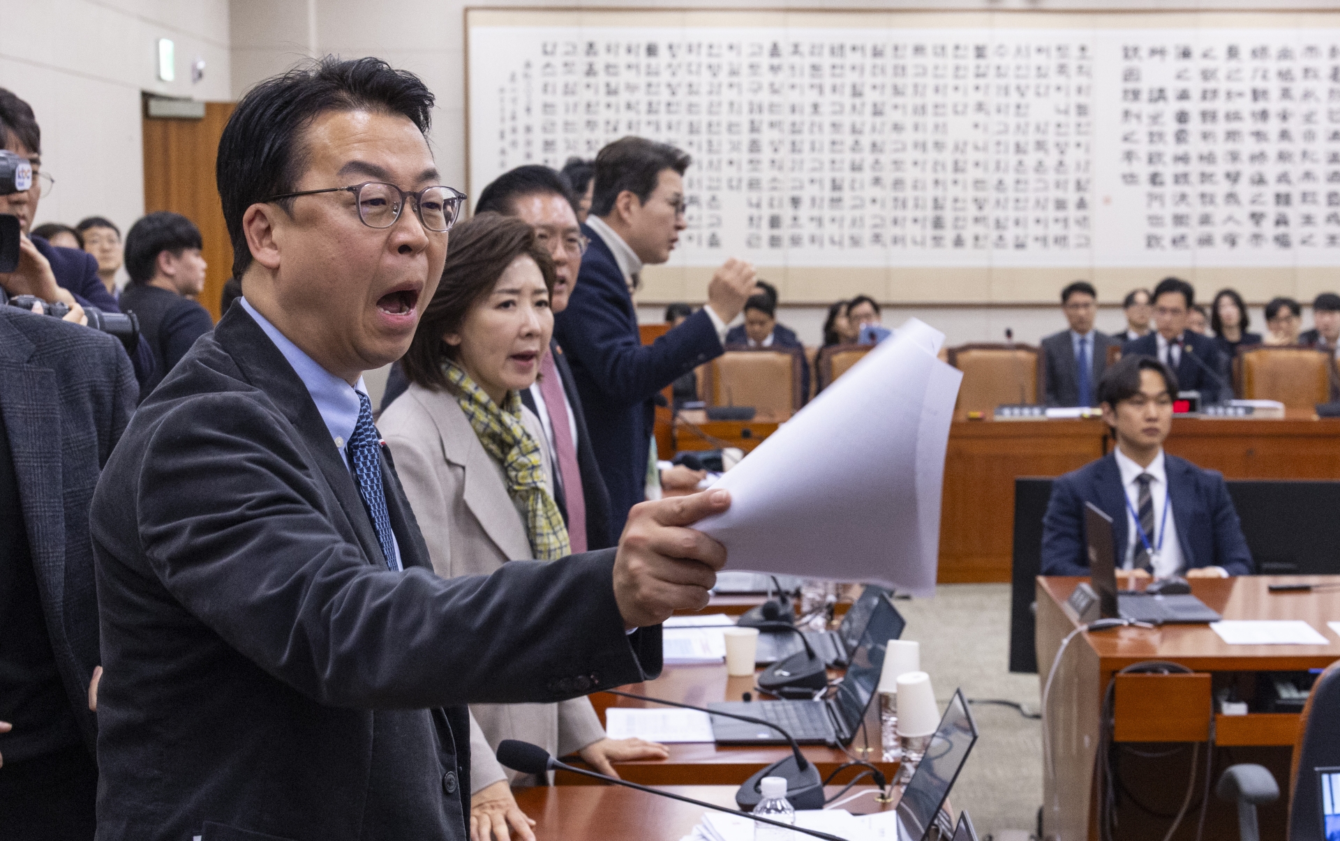 국힘 "與, TK통합법 보류 야당탓"...의총서 "누가 반대했나" 충돌