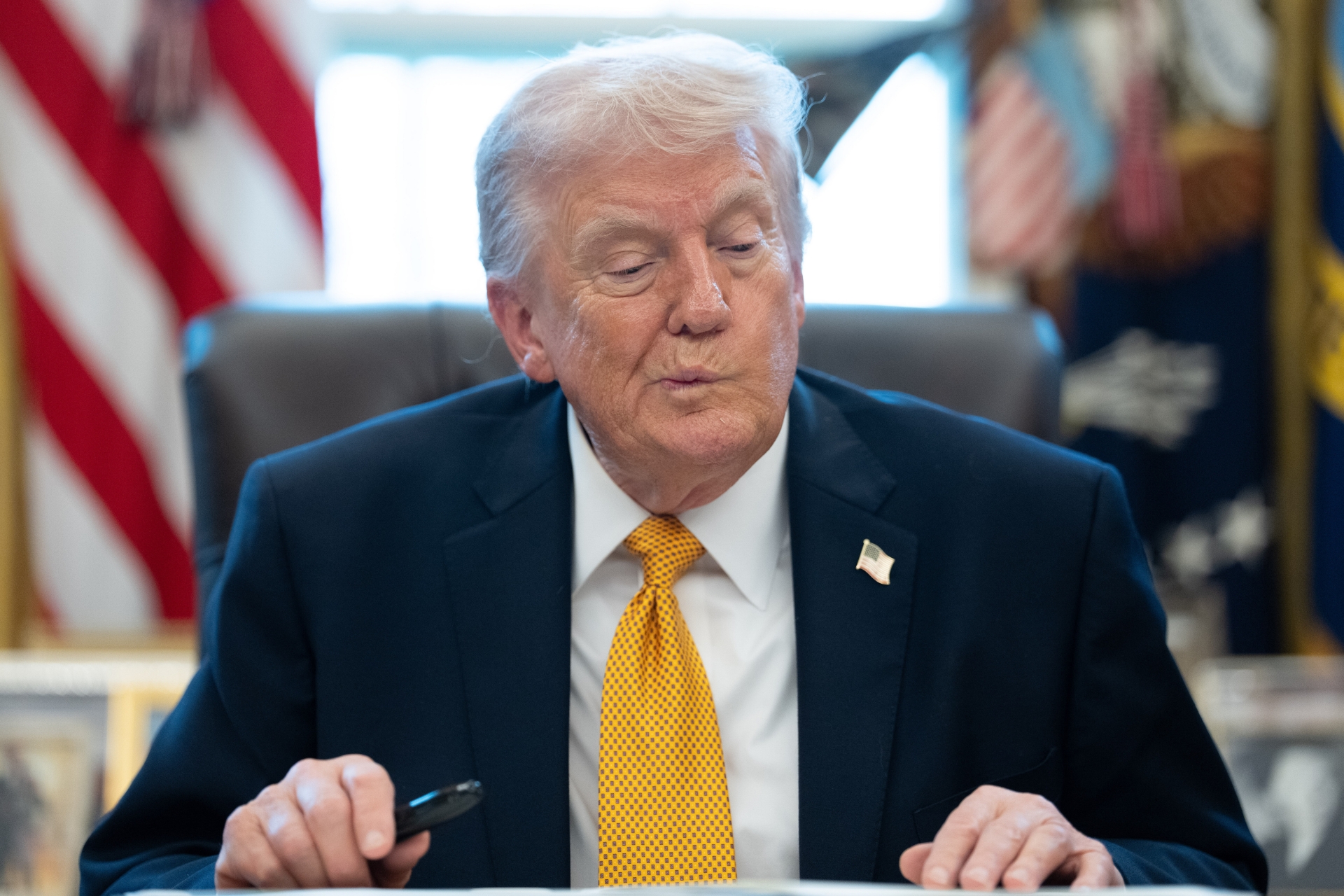 트럼프 "나토 지원 필요 없다...일본·호주·한국도 마찬가지"